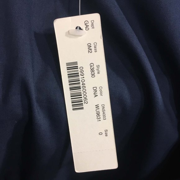 J Crew Ruffled sleeves Cold Shoulder Polka Dot Top‎ - Picture 5 of 9